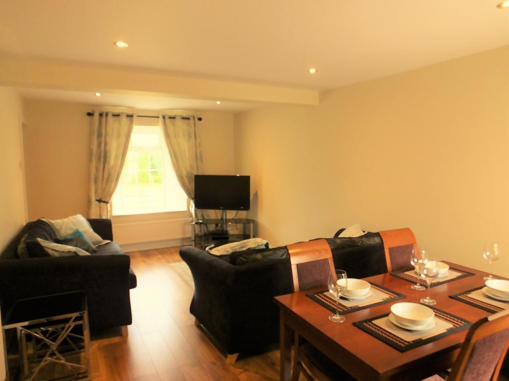 Belle View House Self Catering Hotel Mohill Exterior photo