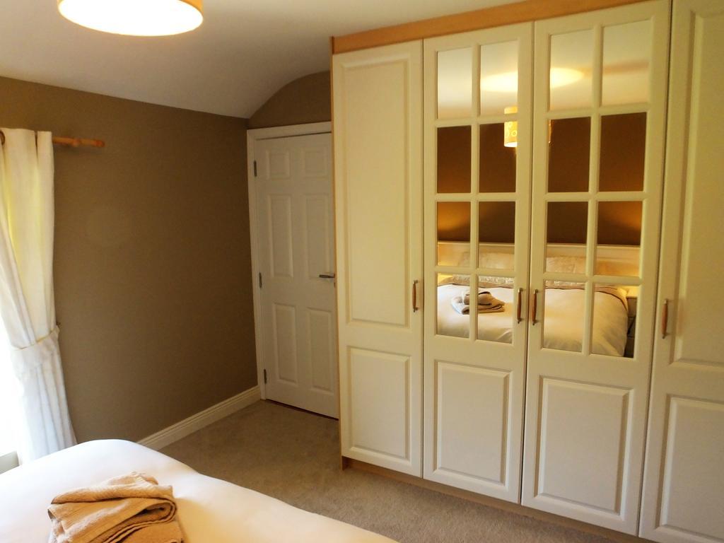 Belle View House Self Catering Hotel Mohill Exterior photo