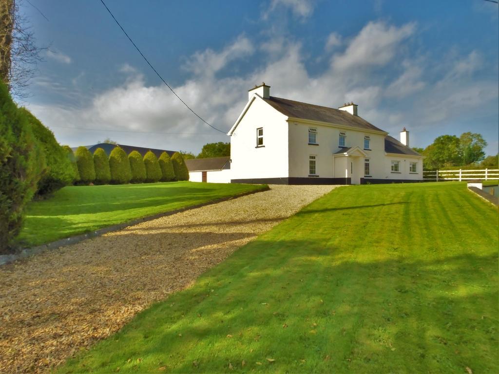 Belle View House Self Catering Hotel Mohill Exterior photo